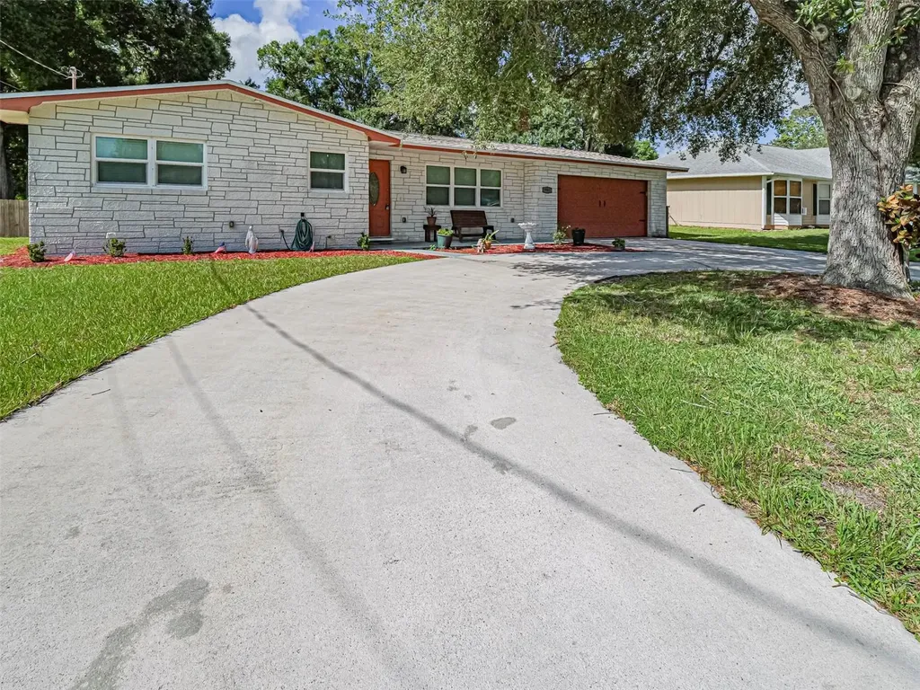7903 Lakeland Boulevard Fort Pierce FL 34951