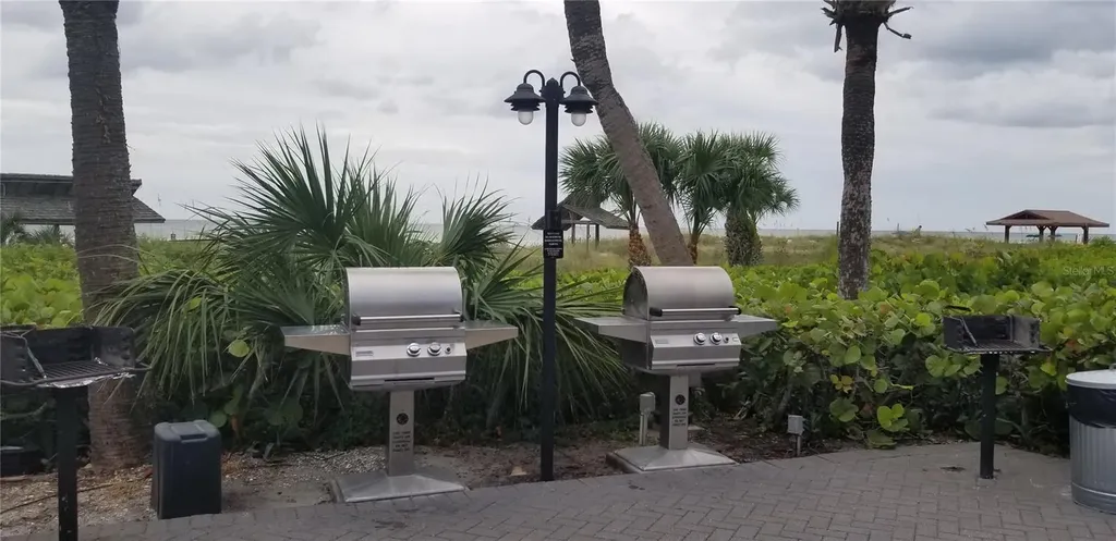 1200 E Peppertree Lane Sarasota FL 34242