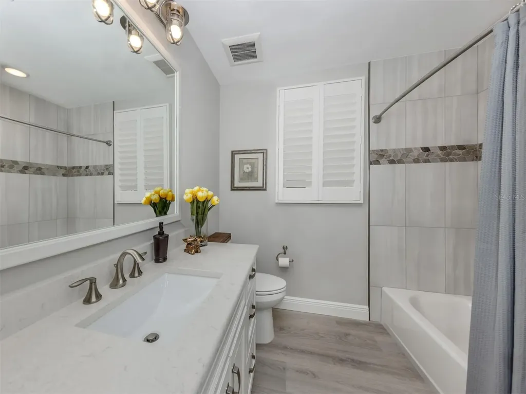 501 Tamiami Trail N Venice FL 34285