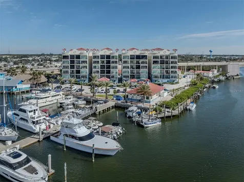 501 Tamiami Trail N Venice FL 34285