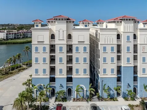 501 Tamiami Trail N Venice FL 34285