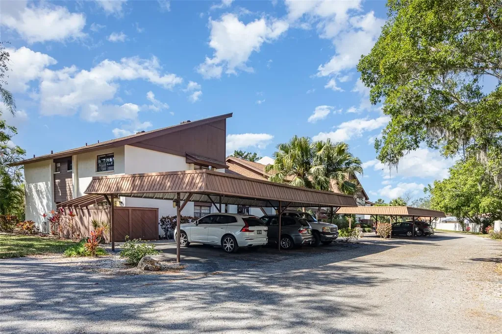 6022 Red Maple Road Bradenton FL 34210