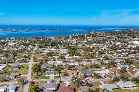 680 Harvey Street Englewood FL 34223