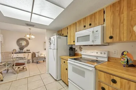 680 Harvey Street Englewood FL 34223