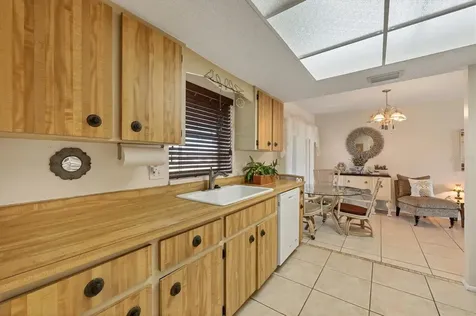 680 Harvey Street Englewood FL 34223