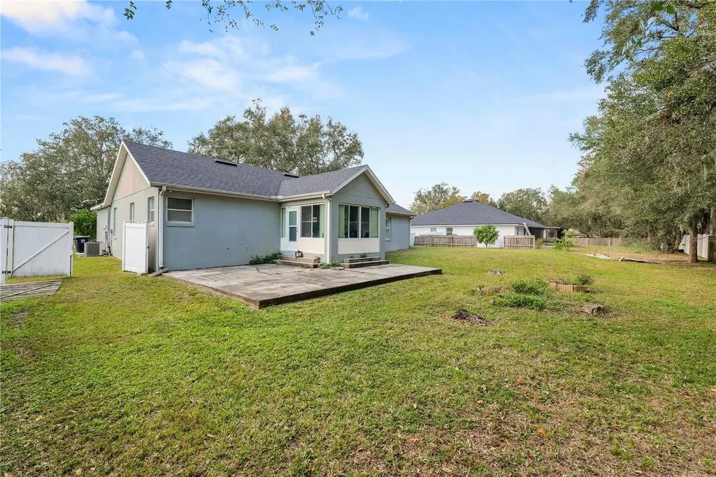 5942 White Tail Loop Lakeland FL 33811