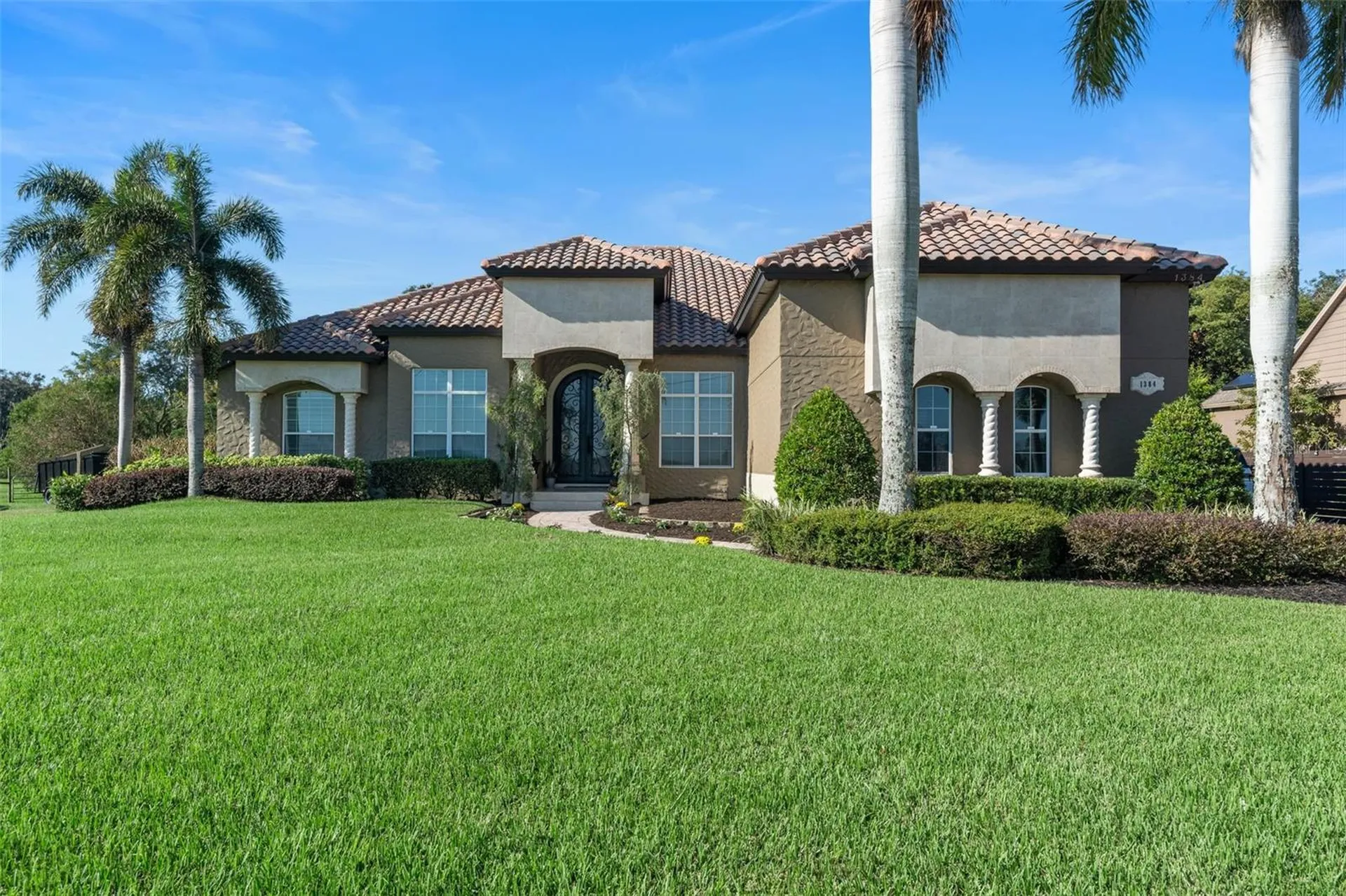 1384 E Lake Shore Boulevard Kissimmee FL 34744