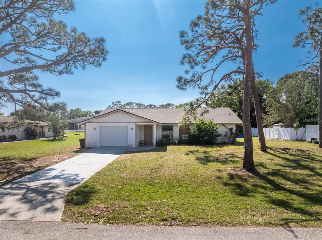 211 Pine Glen Court Englewood FL 34223