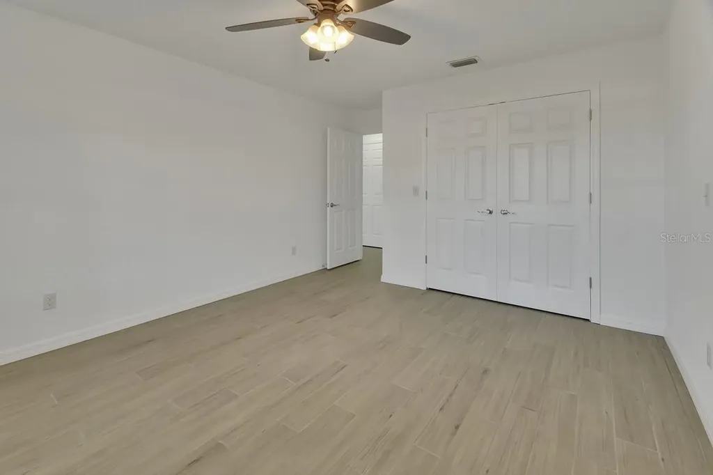 2400 S Glen Eagles Drive Deland FL 32724