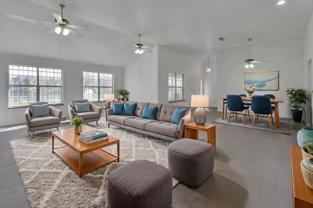 2400 S Glen Eagles Drive Deland FL 32724