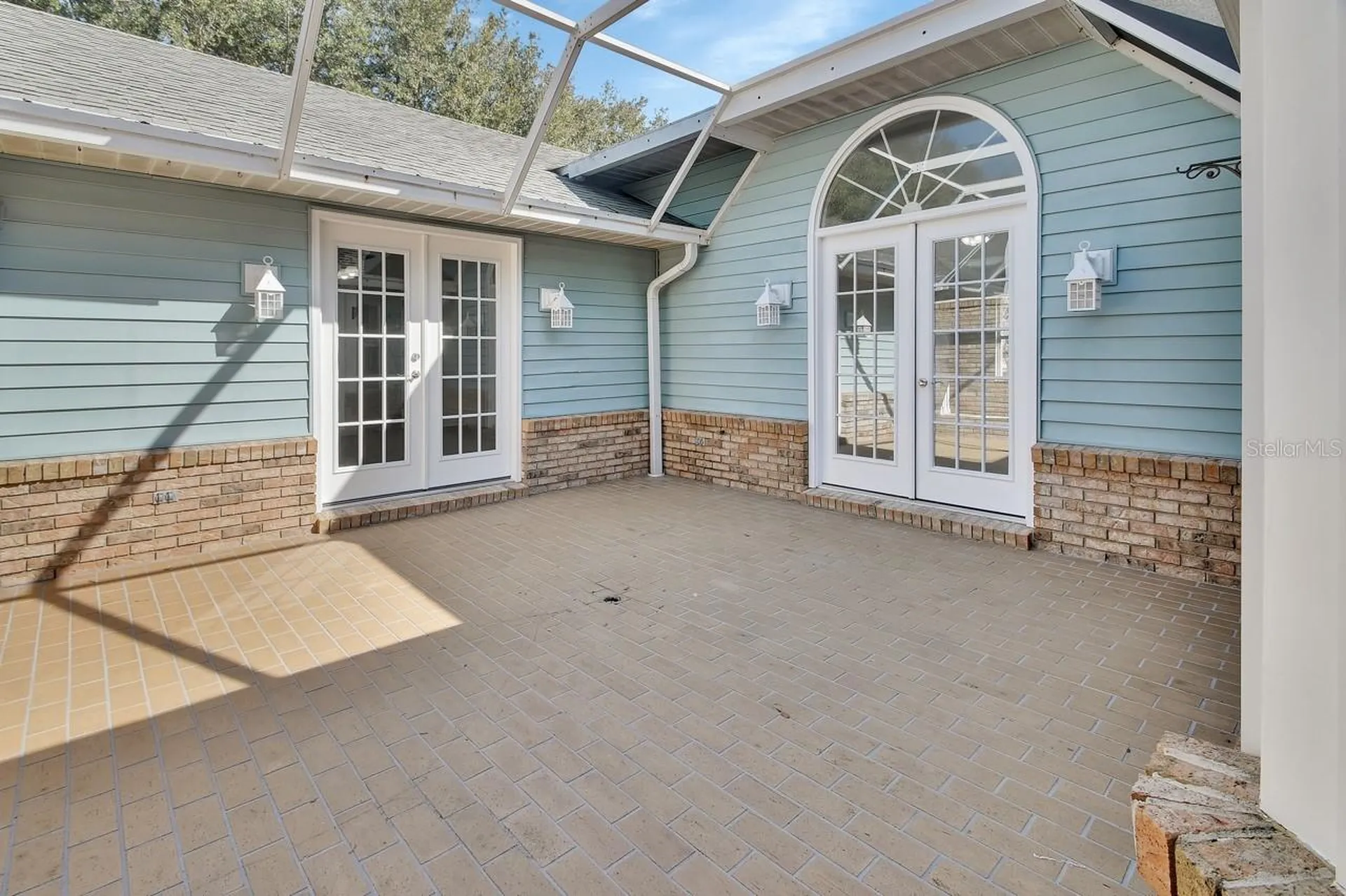 2400 S Glen Eagles Drive Deland FL 32724
