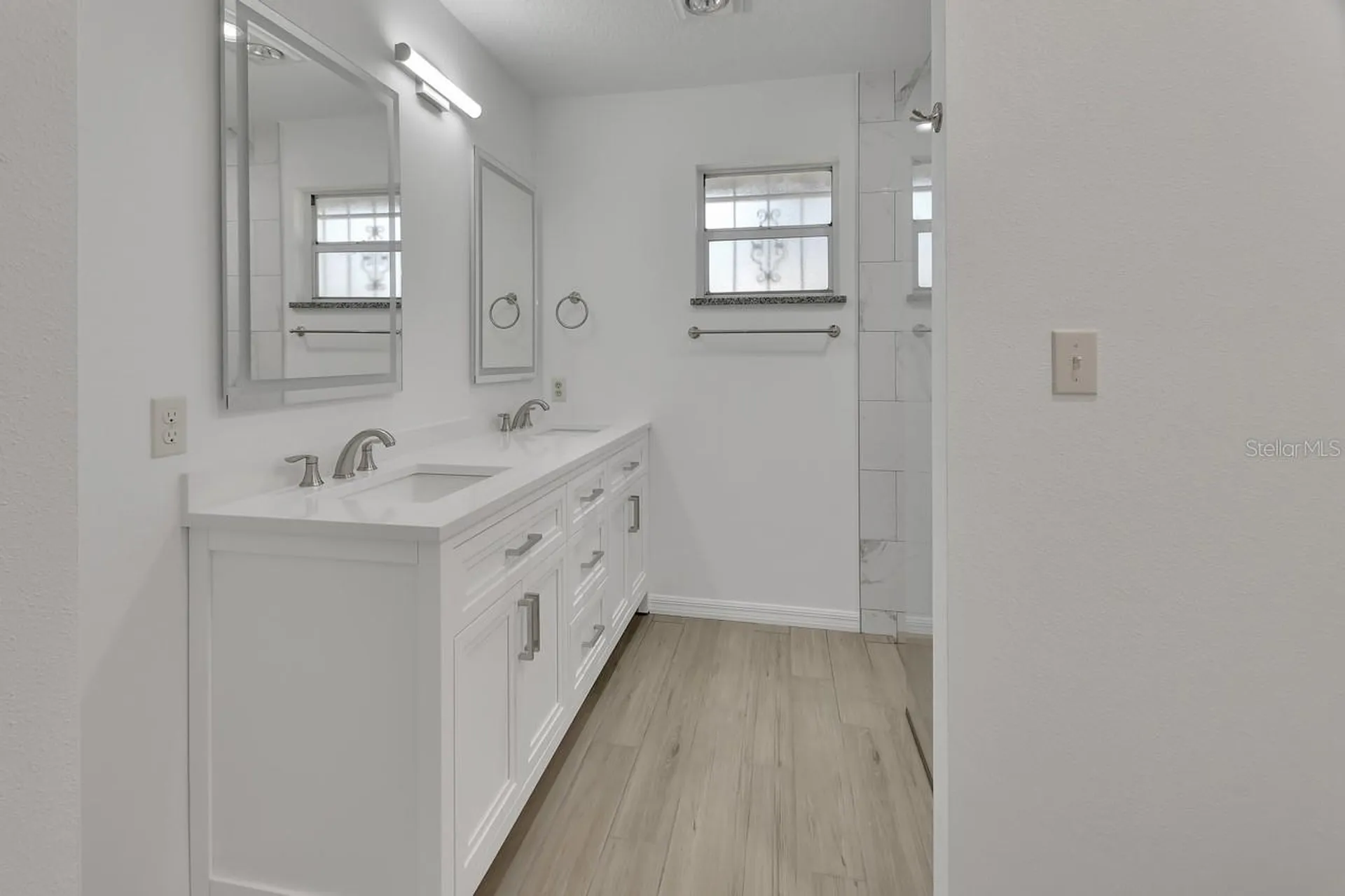 2400 S Glen Eagles Drive Deland FL 32724