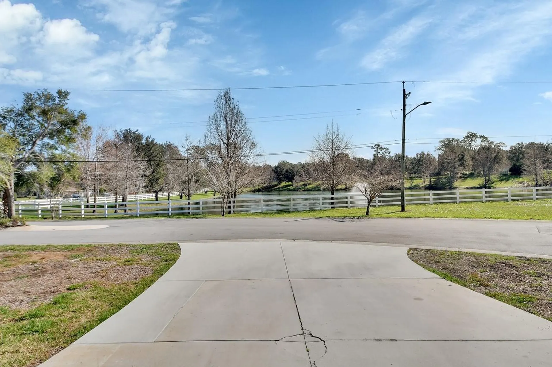 2400 S Glen Eagles Drive Deland FL 32724