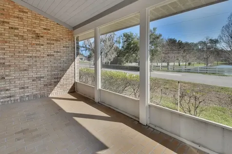 2400 S Glen Eagles Drive Deland FL 32724