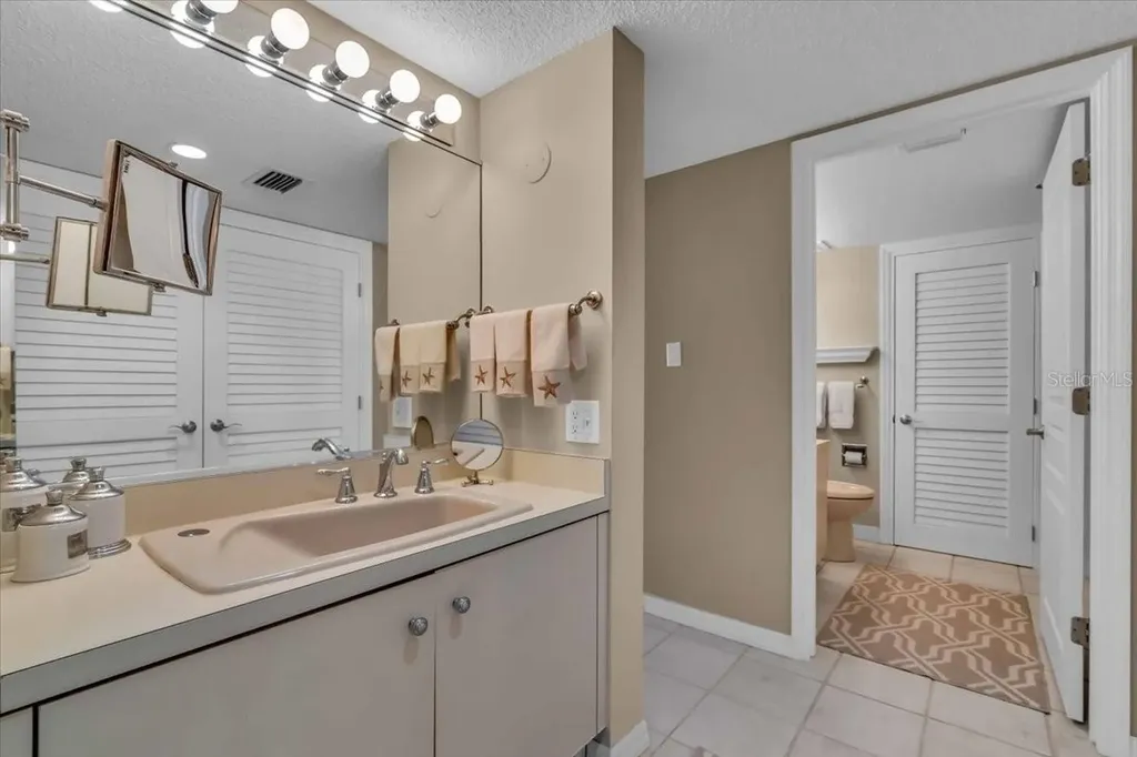 6263 Midnight Pass Road Sarasota FL 34242