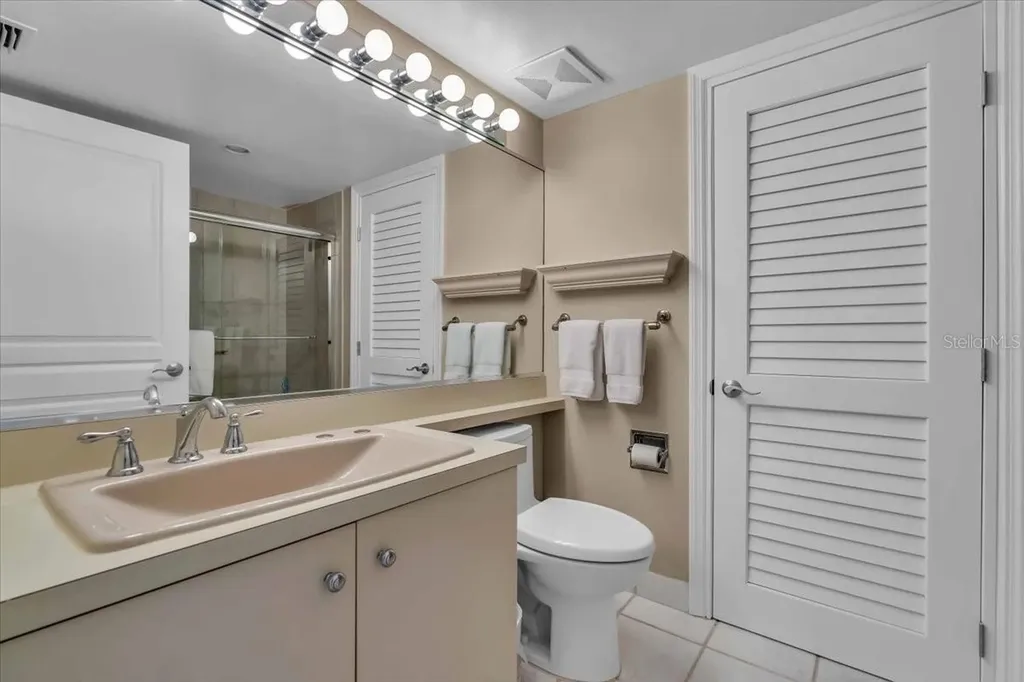 6263 Midnight Pass Road Sarasota FL 34242