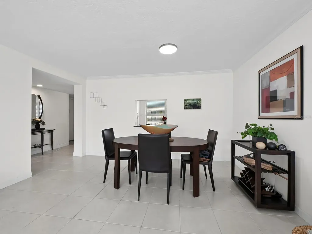 4400 Exeter Drive Longboat Key FL 34228