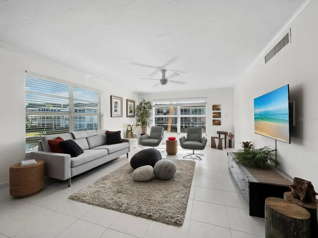 4400 Exeter Drive Longboat Key FL 34228