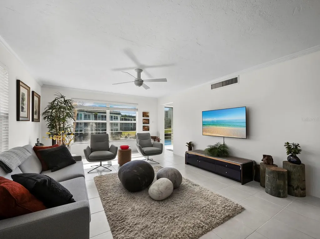 4400 Exeter Drive Longboat Key FL 34228