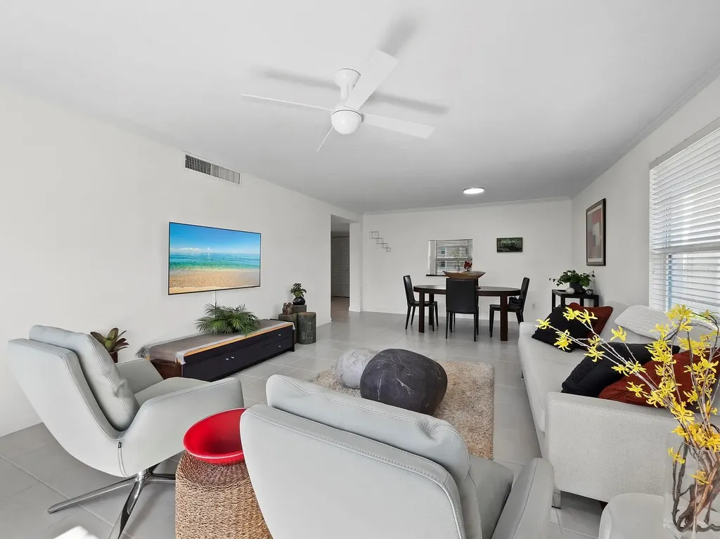 4400 Exeter Drive Longboat Key FL 34228