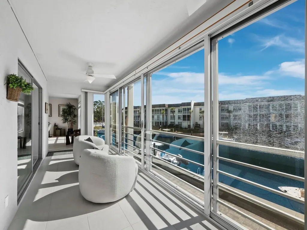 4400 Exeter Drive Longboat Key FL 34228