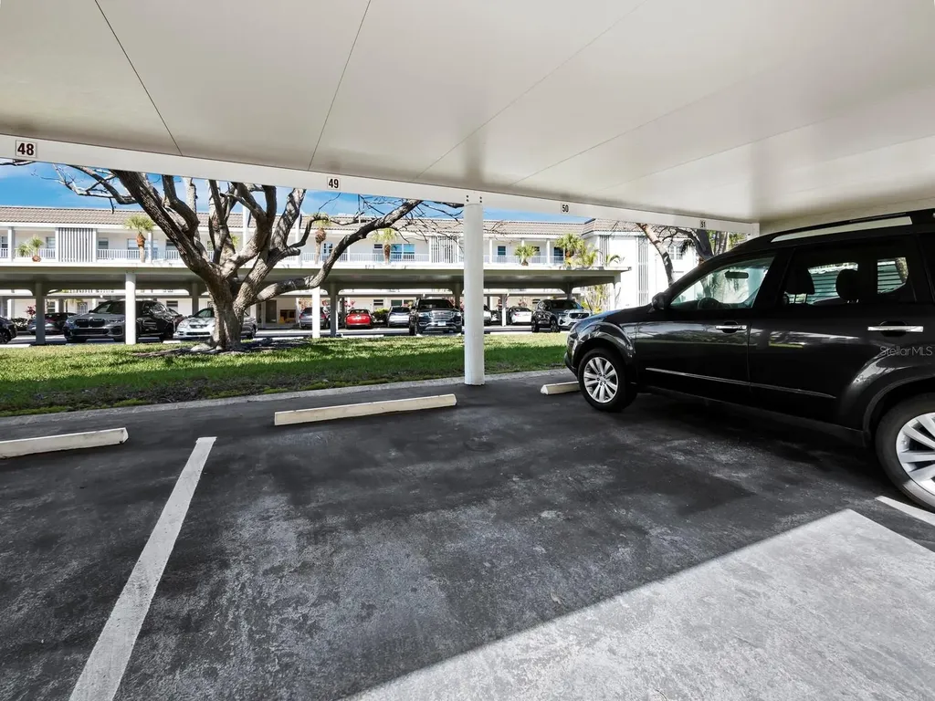 4400 Exeter Drive Longboat Key FL 34228
