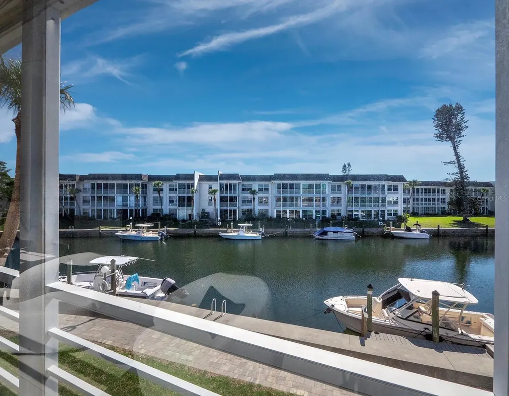 4400 Exeter Drive Longboat Key FL 34228