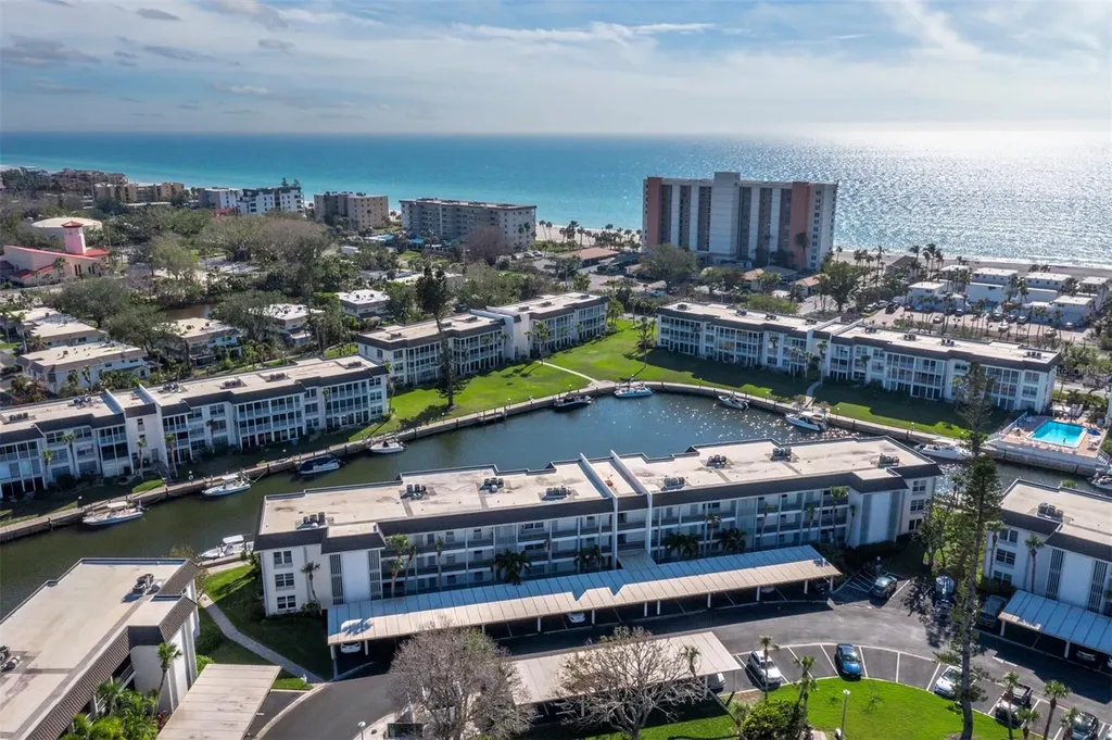 4400 Exeter Drive Longboat Key FL 34228