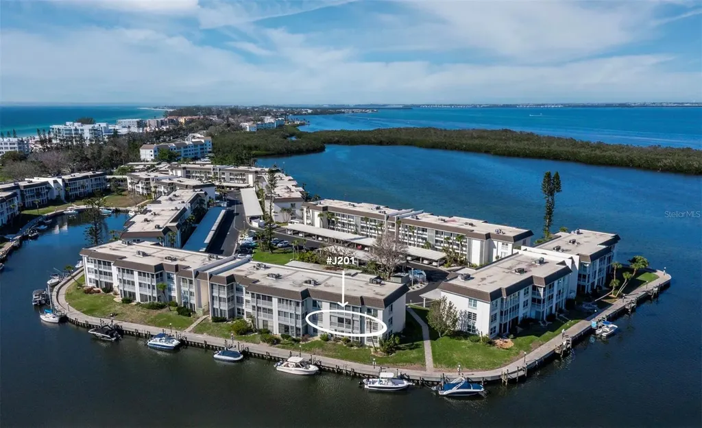 4400 Exeter Drive Longboat Key FL 34228