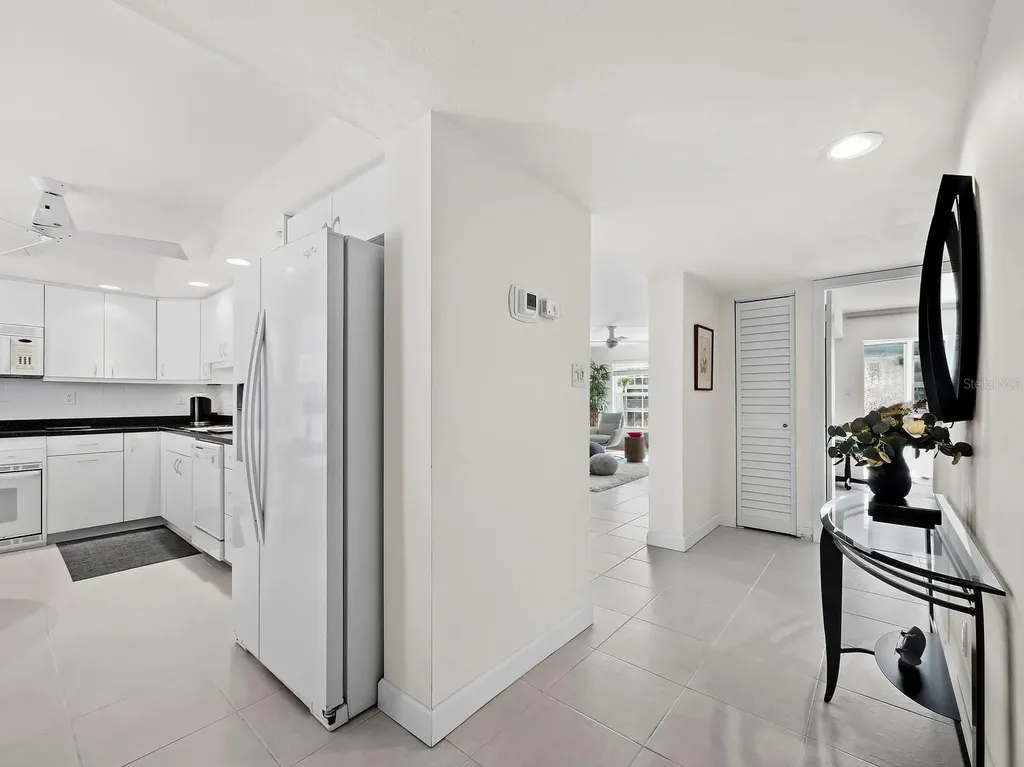 4400 Exeter Drive Longboat Key FL 34228
