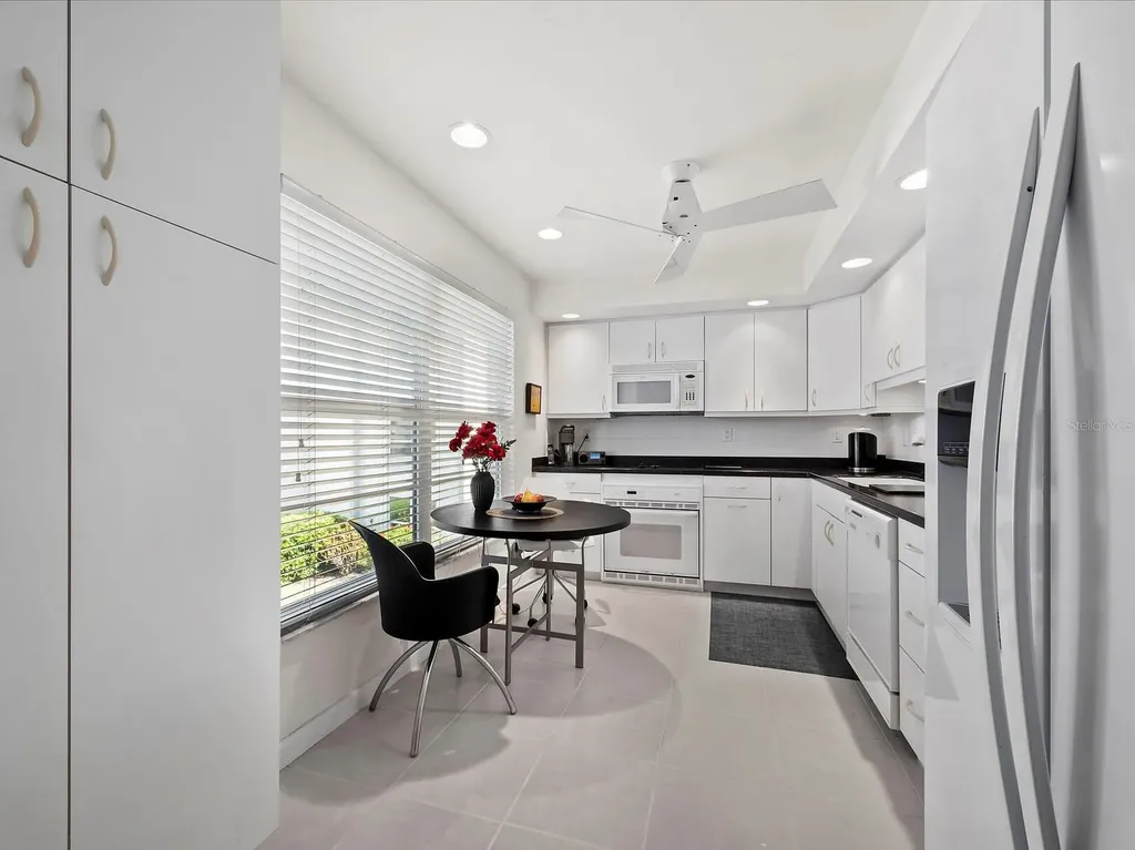 4400 Exeter Drive Longboat Key FL 34228