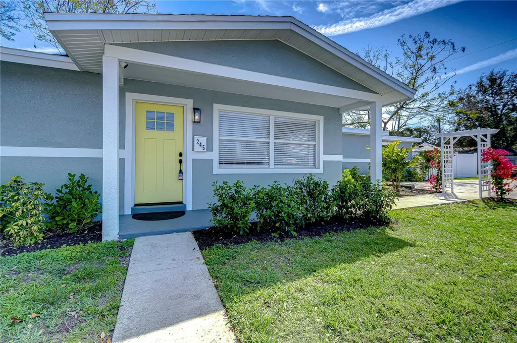 245 58th Street N St Petersburg FL 33710