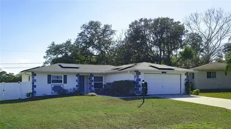 28 New Florida Avenue Beverly Hills FL 34465
