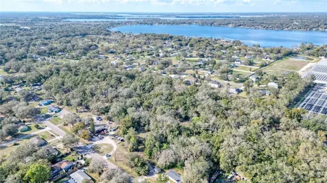 7125 Holly Street Mount Dora FL 32757