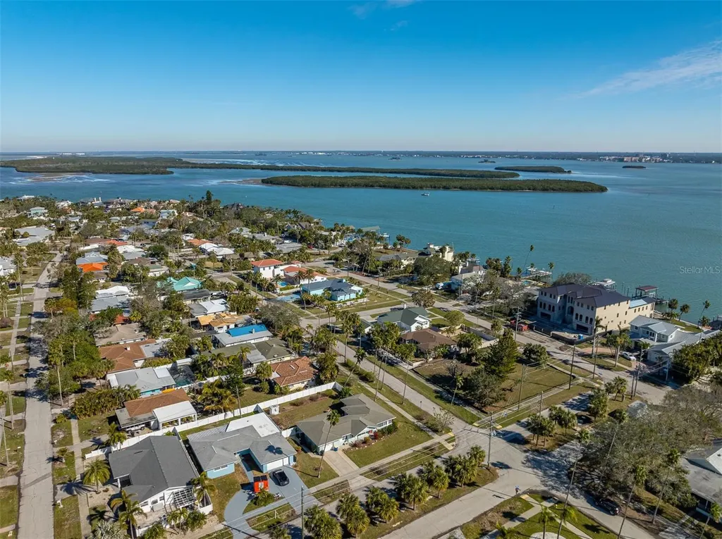 66 Kipling Plaza Clearwater Beach FL 33767