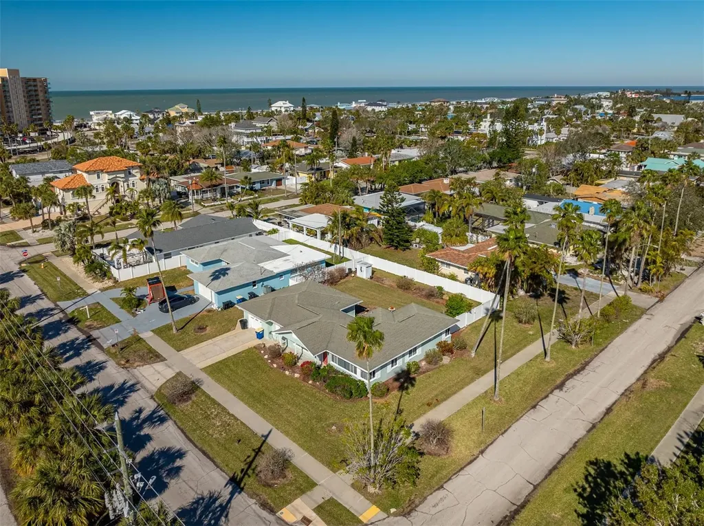 66 Kipling Plaza Clearwater Beach FL 33767