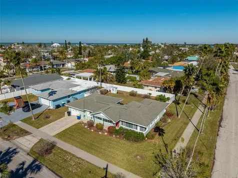 66 Kipling Plaza Clearwater Beach FL 33767
