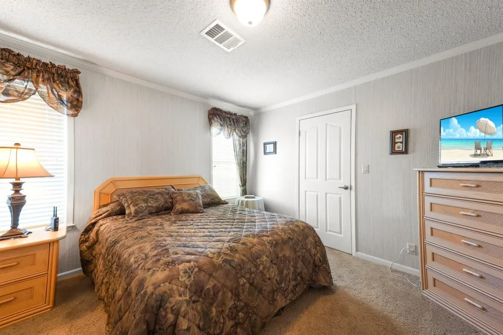 2100 Kings Highway Port Charlotte FL 33980