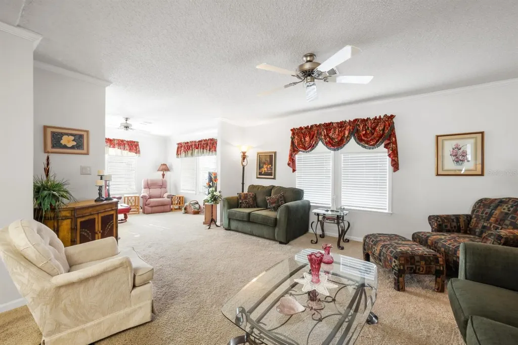 2100 Kings Highway Port Charlotte FL 33980