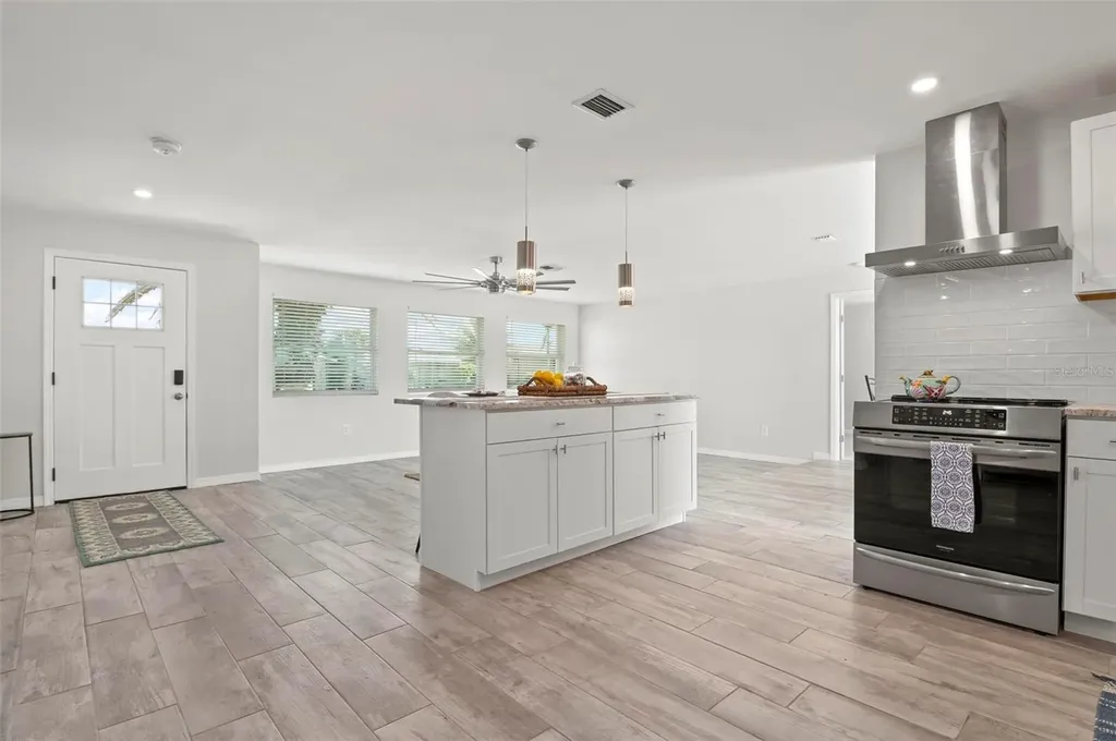 84 Caddy Road Rotonda West FL 33947