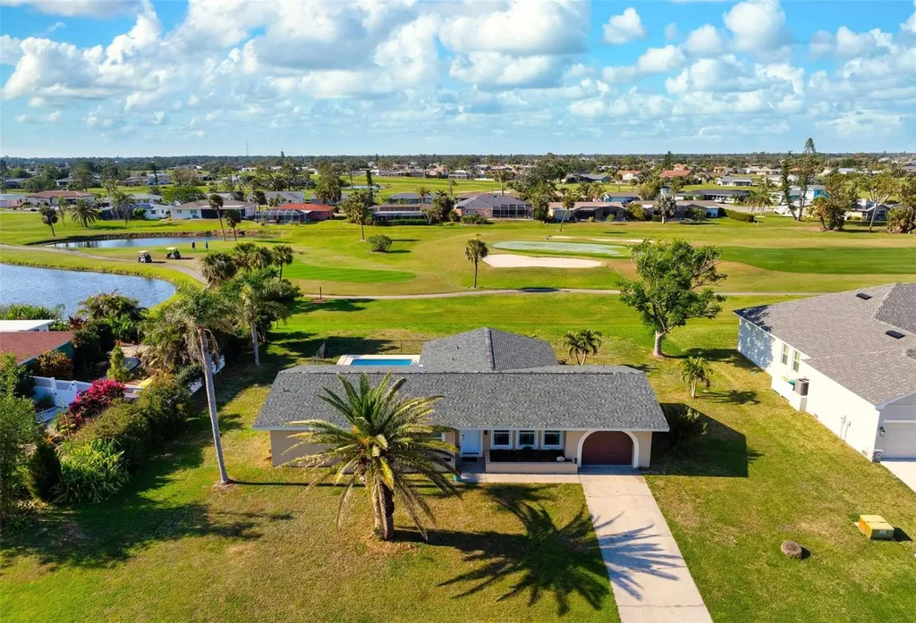 84 Caddy Road Rotonda West FL 33947