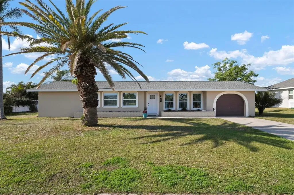 84 Caddy Road Rotonda West FL 33947
