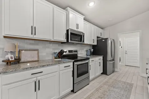 2556 Averland Loop North Port FL 34287