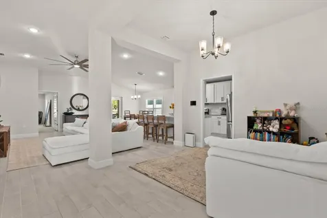 2556 Averland Loop North Port FL 34287