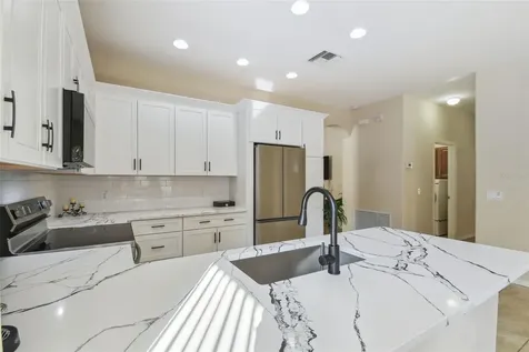 1713 Altavista Circle Lakeland FL 33810
