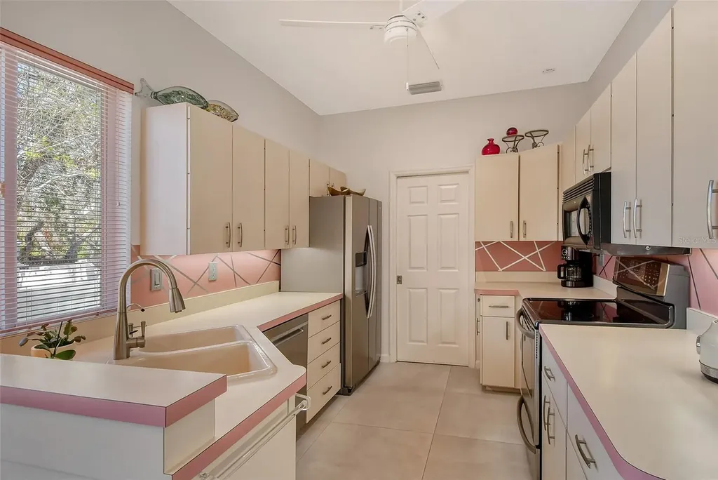 746 Plymouth Street Sarasota FL 34242
