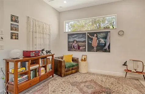 746 Plymouth Street Sarasota FL 34242