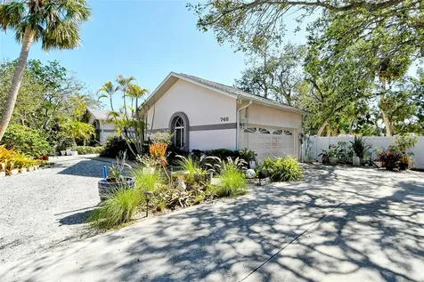 746 Plymouth Street Sarasota FL 34242