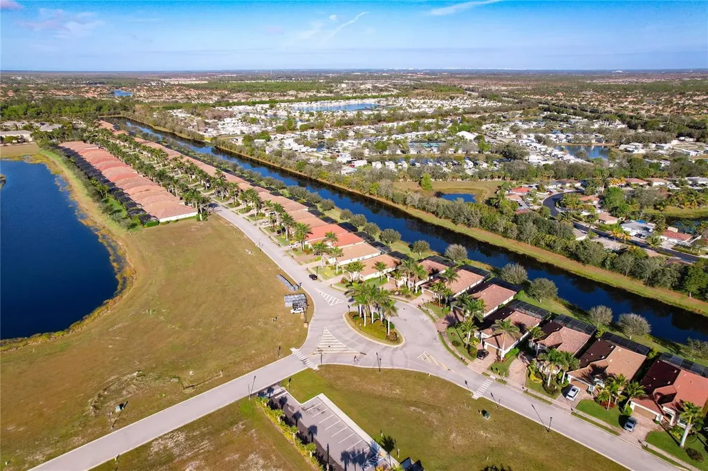2902 Aviamar Circle Naples FL 34114