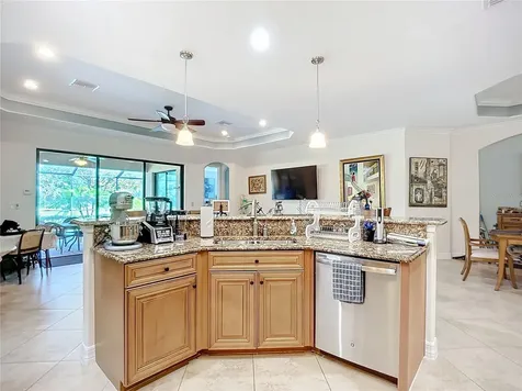 2902 Aviamar Circle Naples FL 34114
